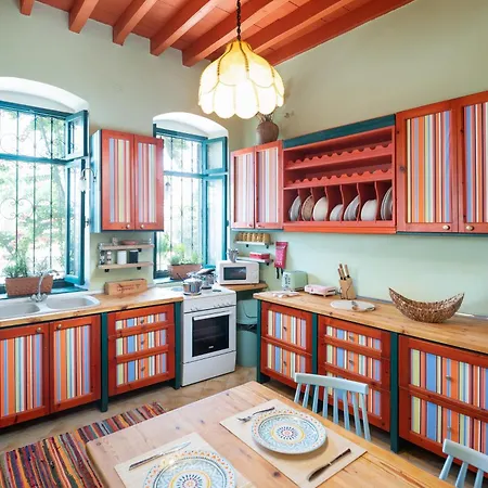 Labyrinthos Arts * Родос